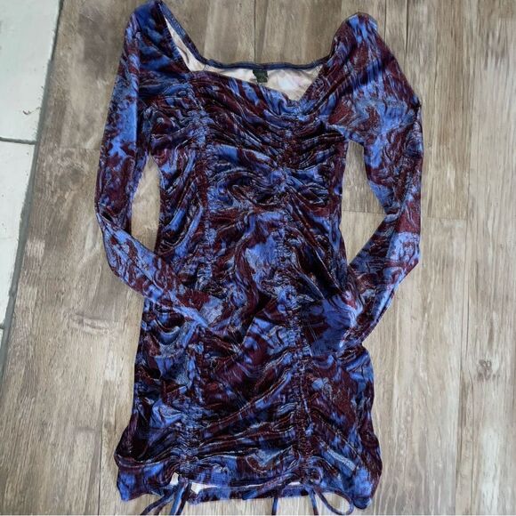 Wild fable Velvet Bodycon Blue Marble Long Sleeve Ruched Mini Dress Medium NWT - Picture 3 of 6